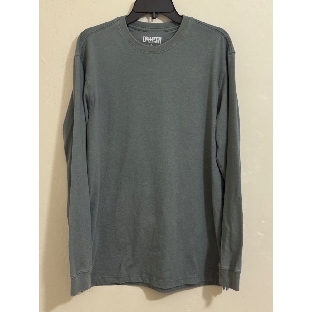 Duluth Trading shirt S green relaxed fit longtail T long sleeve work tee mens
